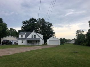 5632 Bowmiller Rd, Lockport, NY 14094