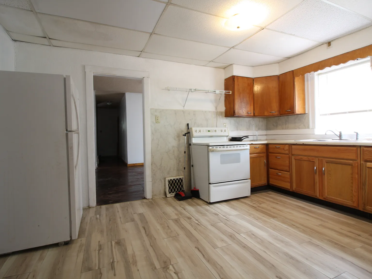 4 bedroom duplex for ISU students — Photo 1