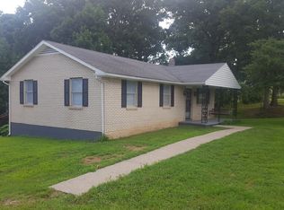 1346 Bandy Rd, Ashland City, TN 37015