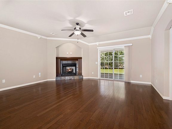5th image of 1803 Elington St