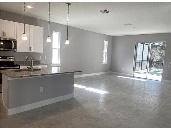 4th image of 1180 Arisha Dr
