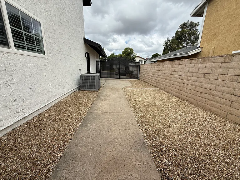 14887 Ash Dr — Photo 23
