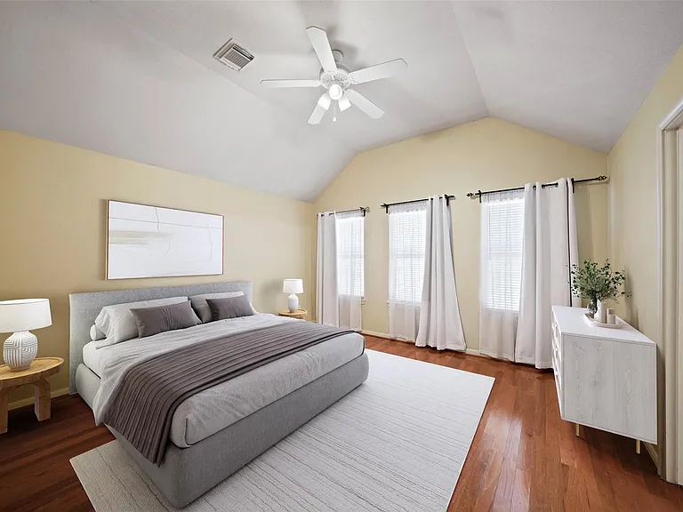 2230 Naomi St — Photo 4
