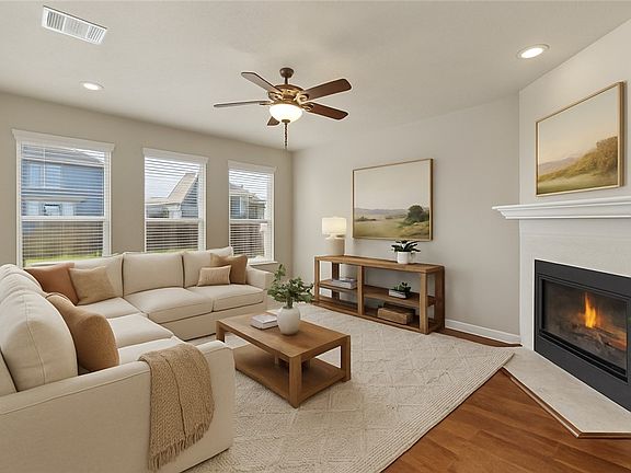 3rd image of 2032 Stubbs Dr