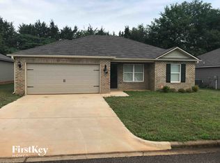 224 Cambridge Park Dr, Montevallo, AL 35115