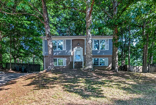 4725 Pennoak Rd Photo 1