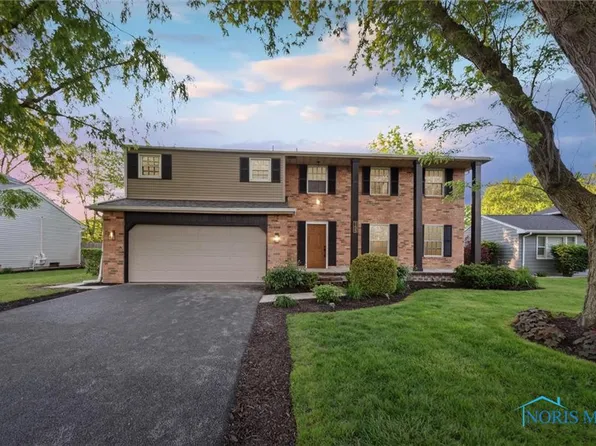 155 Mark Ln, Perrysburg, OH 43551