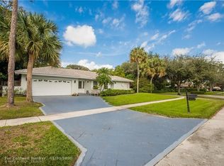 20889 Morada Ct, Boca Raton, FL 33433
