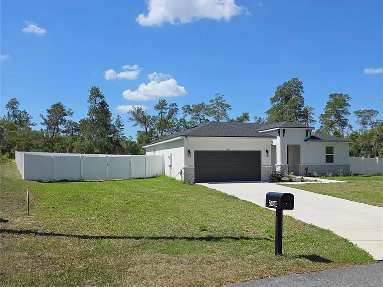 2450 SW 170th Loop — Photo 4