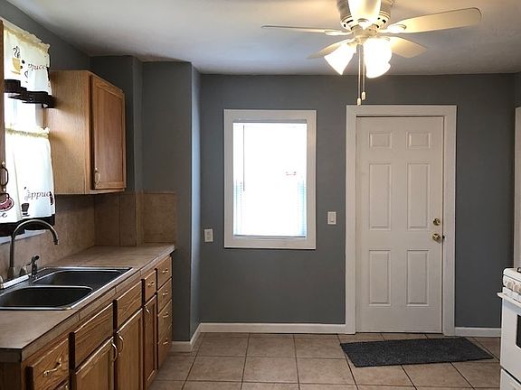 4th image of 1708 Chapin St