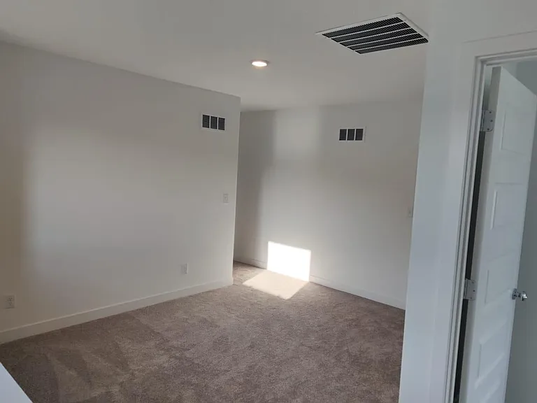 2209 Dixon Creek Dr — Photo 19