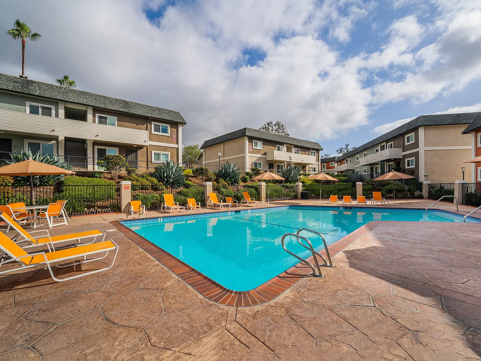 Serena Vista Apartment Homes — Photo 3
