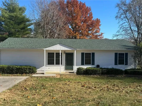 1160 Sycamore Ln, Saint Clair, MO 63077