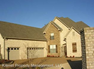 5206 Stone Shadows Dr, Memphis, TN 38125