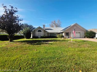 93 Hickory Loop, Ocala, FL 34472