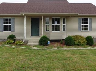 10420 Owens Chapel Rd, Springfield, TN 37172