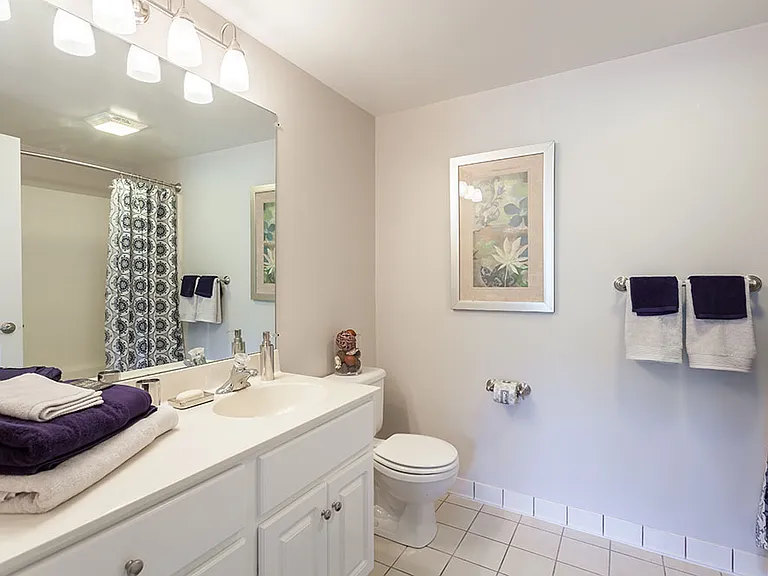 Oakmonte Apartment Homes — Photo 13