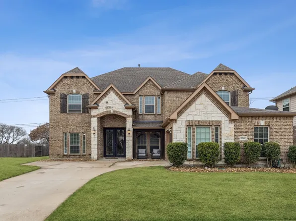 920 E Danbury Dr, Desoto, TX 75115