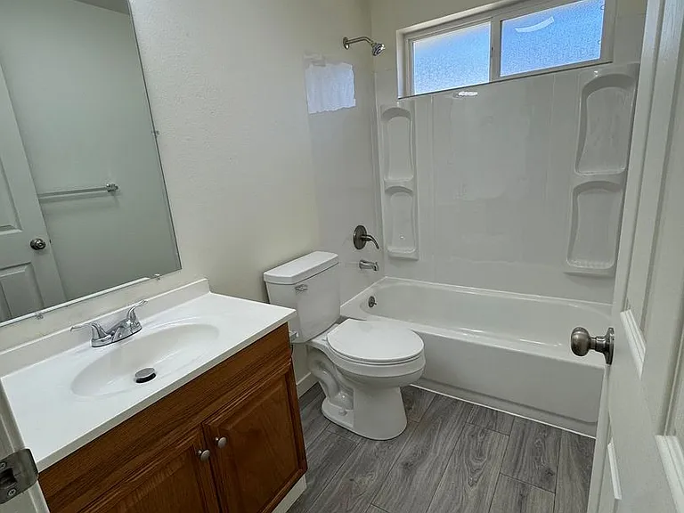 18863 SE 269th St — Photo 18