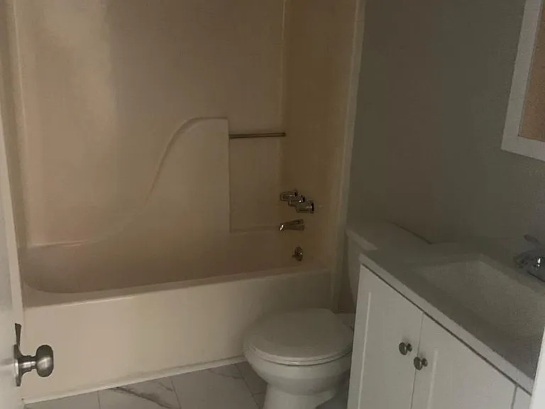 Unit Photo