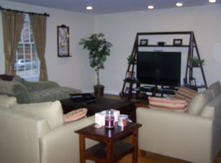 473 Doe Run Ln, Springfield, PA 19064