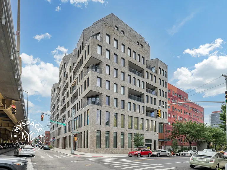 58 Vanderbilt Ave #10M — Photo 23