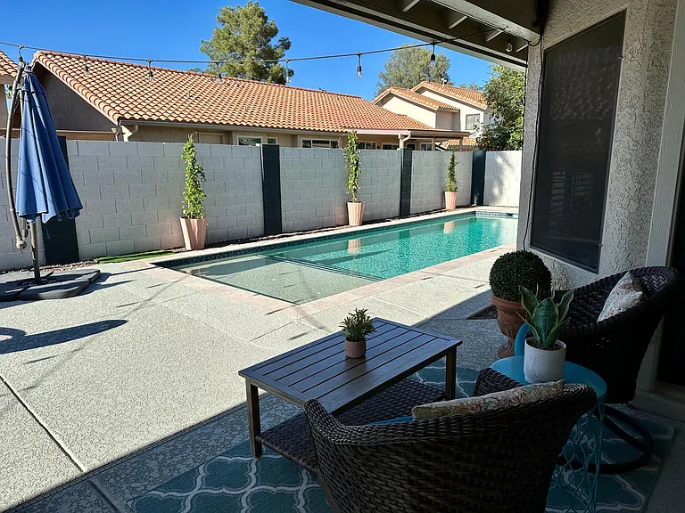 10918 W Bermuda Dr — Photo 4