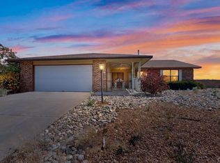 4504 Quartz Dr NE, Rio Rancho, NM 87124