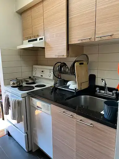 1460 Barclay St #506 — Photo 11