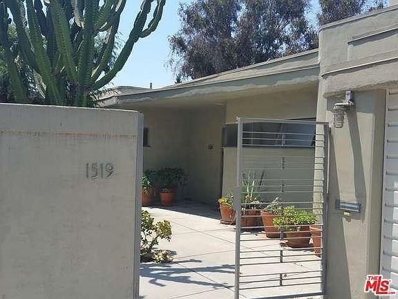 2nd image of 1519 N Easterly Ter