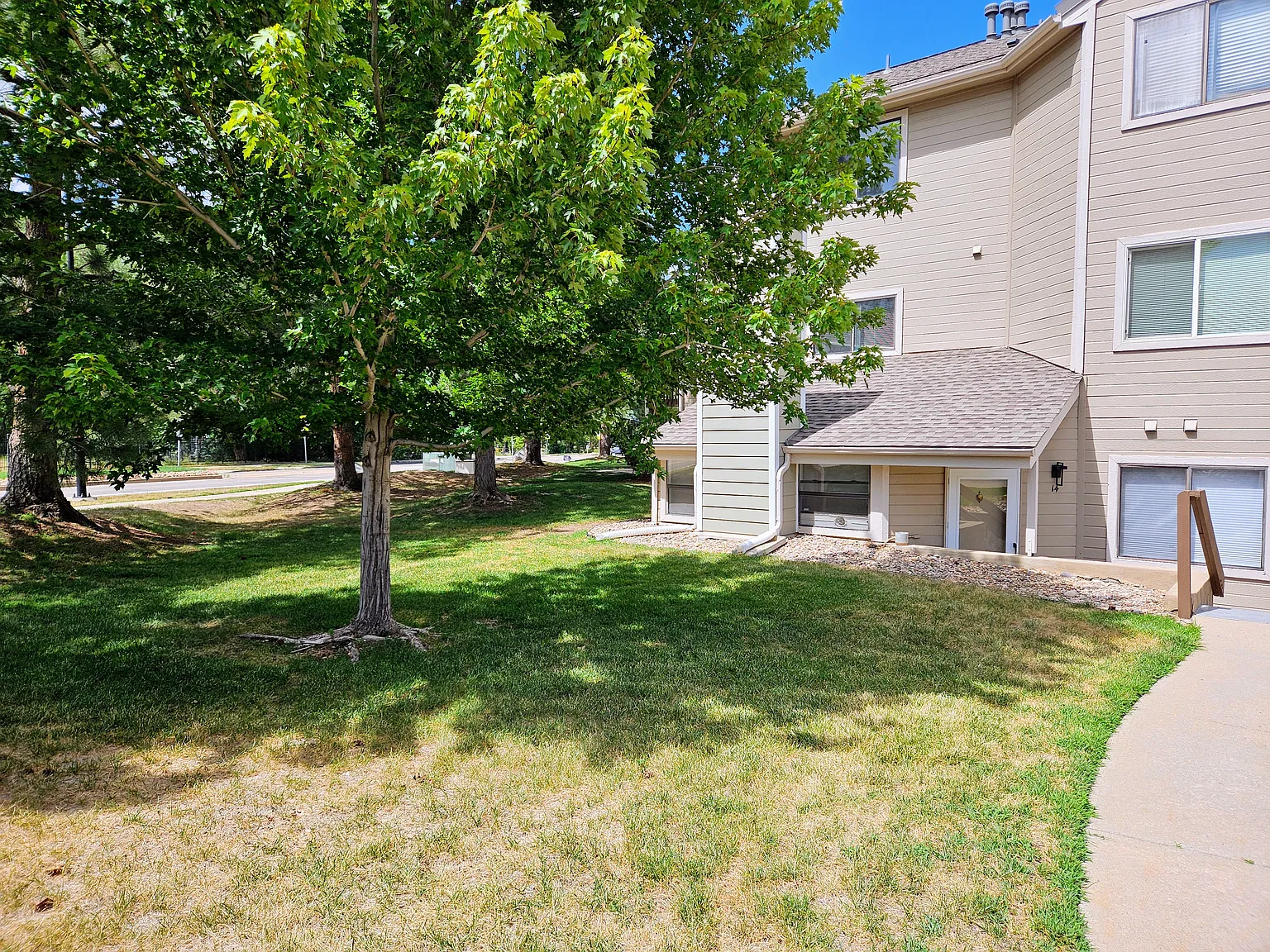 1 bed, 606 sqft, $1,700 — Photo 1