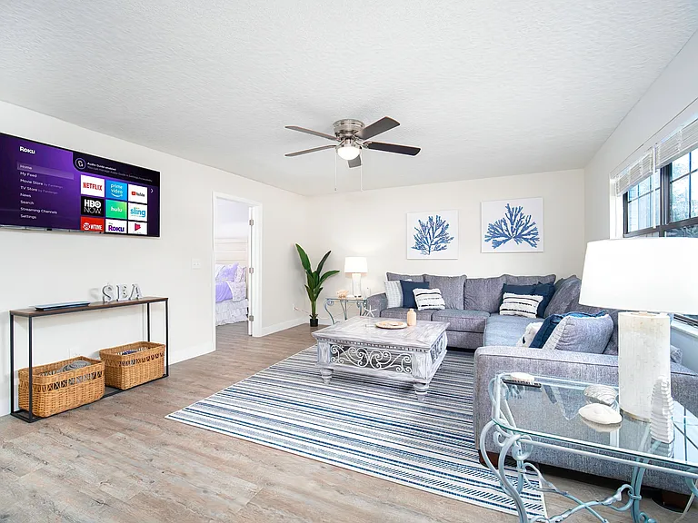 Winterhawk Dr — Photo 24