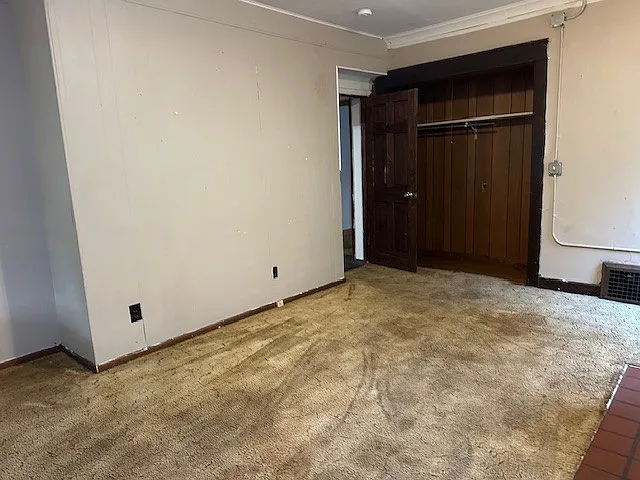 upper level bedroom