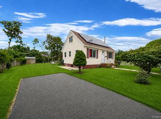 366 Albany Avenue, Amityville, NY 11701
