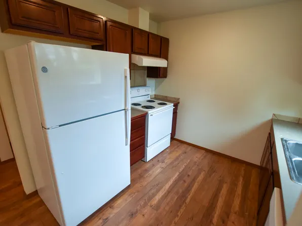 Crystal Springs Apartments