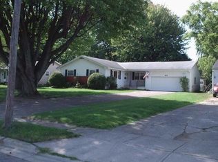 573 Bernhard Rd, Columbus, OH 43213