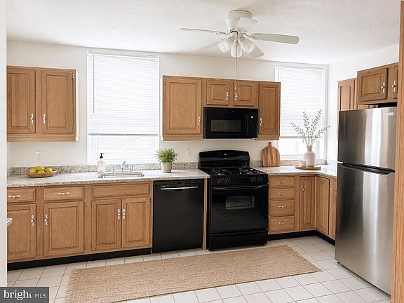 4th image of 515 Gorgas Ln