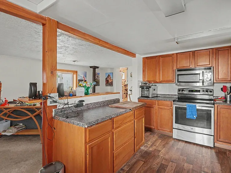 605 S Harlan St — Photo 9