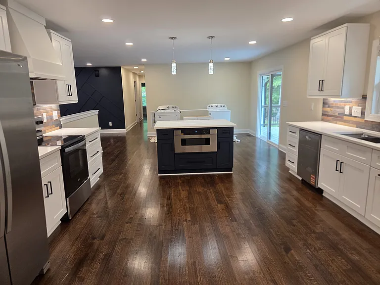 501 Farmington Woods Dr — Photo 8