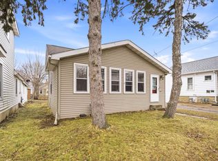 613 Shawano Ave, Oshkosh, WI 54901