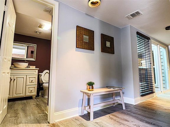 3rd image of 4724 Post Oak Timber Dr #8/68
