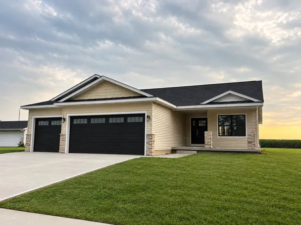 305 S East Ave, Baxter, IA 50028
