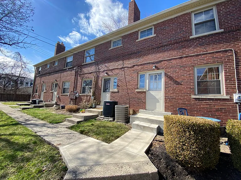 1139B Sells Ave — Photo 38