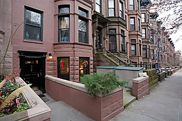 Sold by Warren Lewis Realty