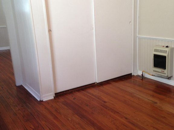 4th image of 8529 Spruce St