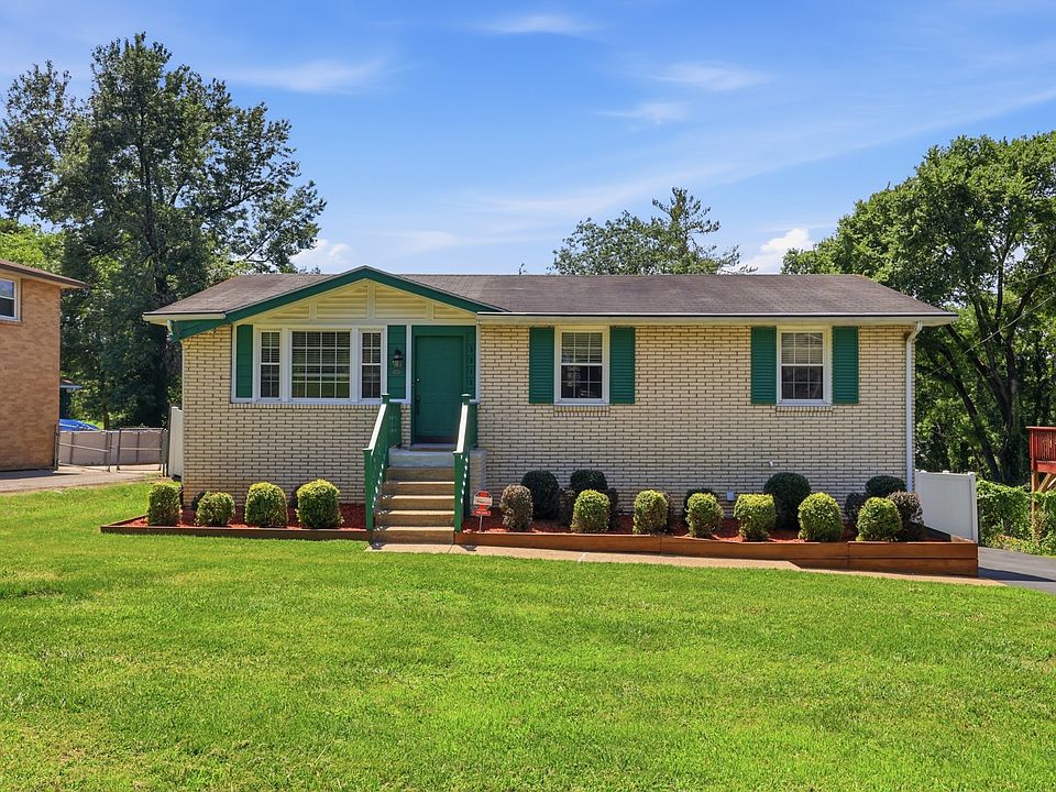 1st image of 3313 Ironwood Dr