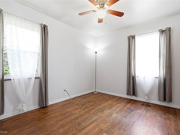 5th image of 27850 Knickerbocker Rd