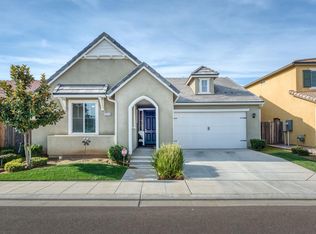 3516 Carmelita Ave, Clovis, CA 93619