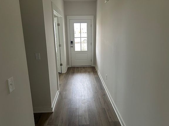 2nd image of 1141 Ross Farms Blvd