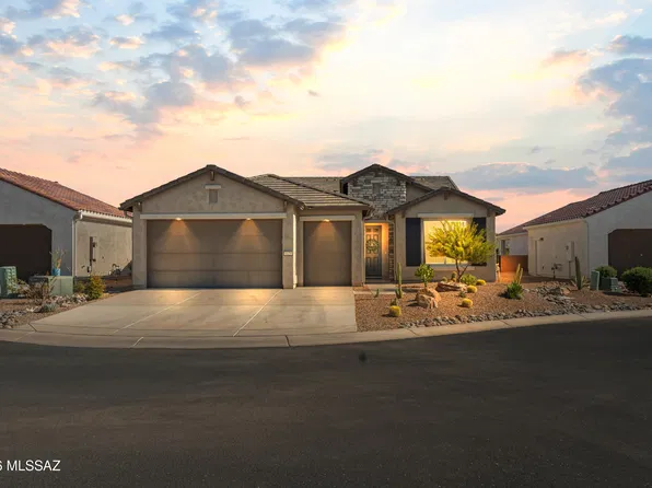 1629 E Balestra Way, Green Valley, AZ 85614